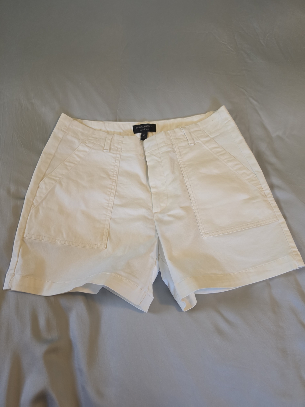 Banana Republic White Cotton Blend Women's Shorts
